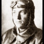 Нижи ваздухопловно технички чиновник IV класе Вељко Вујичић, пилот-ловац

Вељко је рођен 5. јануара 1909. године у Крњешевцима. Завршио је Артиљеријску подофицирску школу и као подофицир је ступио у ваздухопловство, где је прво завршио преобуку за механичара, да би онда отишао у Мостар и постао питомцем Пилотске школе. Постао је ловац 1935. године. 

Рат га је затекао на дужности пилота у 164. ескадрили на авиону типа Харикен. Аеродром Кнић код Крагујевца. Када је њихова ескадрила добила инструкцију да уништи авионе на земљи, поједини пилоти су предвођени командиром ескадриле Ивом Оштрићем решили да прелете у СССР и да тако избегну заробљавање. На дан 10. априла, када су полетели, због магле и лоших временских услова дошло је до низа инцидената, а у једном од њих је настрадао и Вељко ударивши у обронке планине Рудник.