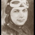 Капетан I класе Милош Жуњић, пилот-ловац 

Милош је рођен 16. априла 1907. године у Ваљеву. Завршио је Војну академију и све разделе летачке обуке за пилота ловца, тако да га је Априлски рат затекао у својству Команданта 102. ловачке ескадриле на земунском аеродрому.

6. априла у јутарњим сатима, Милош је полетео на челу своје ескадриле, претходно узвикнувши, према сведочењеима очевидаца: "За мном! Пали машине и полећи по патролама!" Успео је у ваздушној борби да обори једну немачку Штуку, али је након тога његов Месершмит био захваћен противничком ватром и запалио се. Милош је искочио из летелице, али је према једној верзији, непријатељски пилот направио заокрет и супротно обичајима ратовања и поступцима према немоћном противнику, митраљирао Милоша док се овај спуштао падобраном и смртно га ранио. 

Према другој верзији пак, Милоша су усмртила двојица рибара на Тамишу код Панчева, где је Милош рањен пао. Ова двојица обзиром симпатизери нациста (према овом извору, касније су били фолксдојчери), пришли су чамцем Милошу који се рањен борио да се испетља из падобранских гуртни и да дође до ваздуха, и усмртили га ударањем веслима...