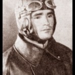 Нижи ваздухопловнотехнички чиновник III класе Тодор Радовић, пилот

Тодор је био родом из Острожца код Карловца. Рођен је 25. маја 1905. године. Прво је завршио Подофицирску школу пешадије, да би се након неколико година службе у том роду пријавио на конкурс Пилотске школе у Мостару. Успешно је завршава и постаје пилот на Бристол Бленхајму и бива распоређен у 11. групу на аеродром Велики Радинци.

И он је погинуо 6. априла приликом бомбардовања Арада. Он је успео да изврши задатак и да изручи товар бомби на немачки аеродром, али га је приликом повратка са задатка оборио немачки ас, мајор Арнолд Лигниц.