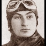 Наредник Стеван Вујаклија, пилот

Стеван је рођен у Невесињу 30. октобра 1913. године. После завршетка Подофицирске ваздухопловне и механичарске школе у Новом Саду, 1936. године завршава и Пилотску школу у Мостару и бива промовисан у то летачко звање. Као пилота, Априлски рат га је затекао на аеродрому Прељина код Чачка.

Погинуо је 16. априла 1941. године, приликом прелета са никшићког аеродрома за Грчку. Место погибије никада није утврђено, пошто се зна да је полетео из Никшића, али до Грчке није никада стигао.